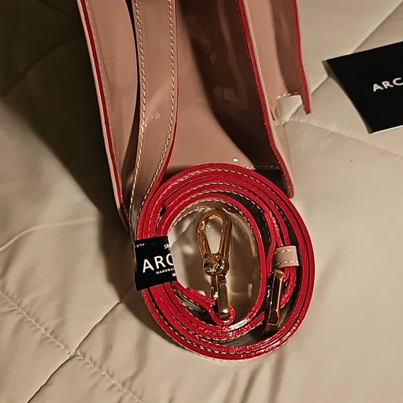 Arcadia Bag - Picture 9 of 16